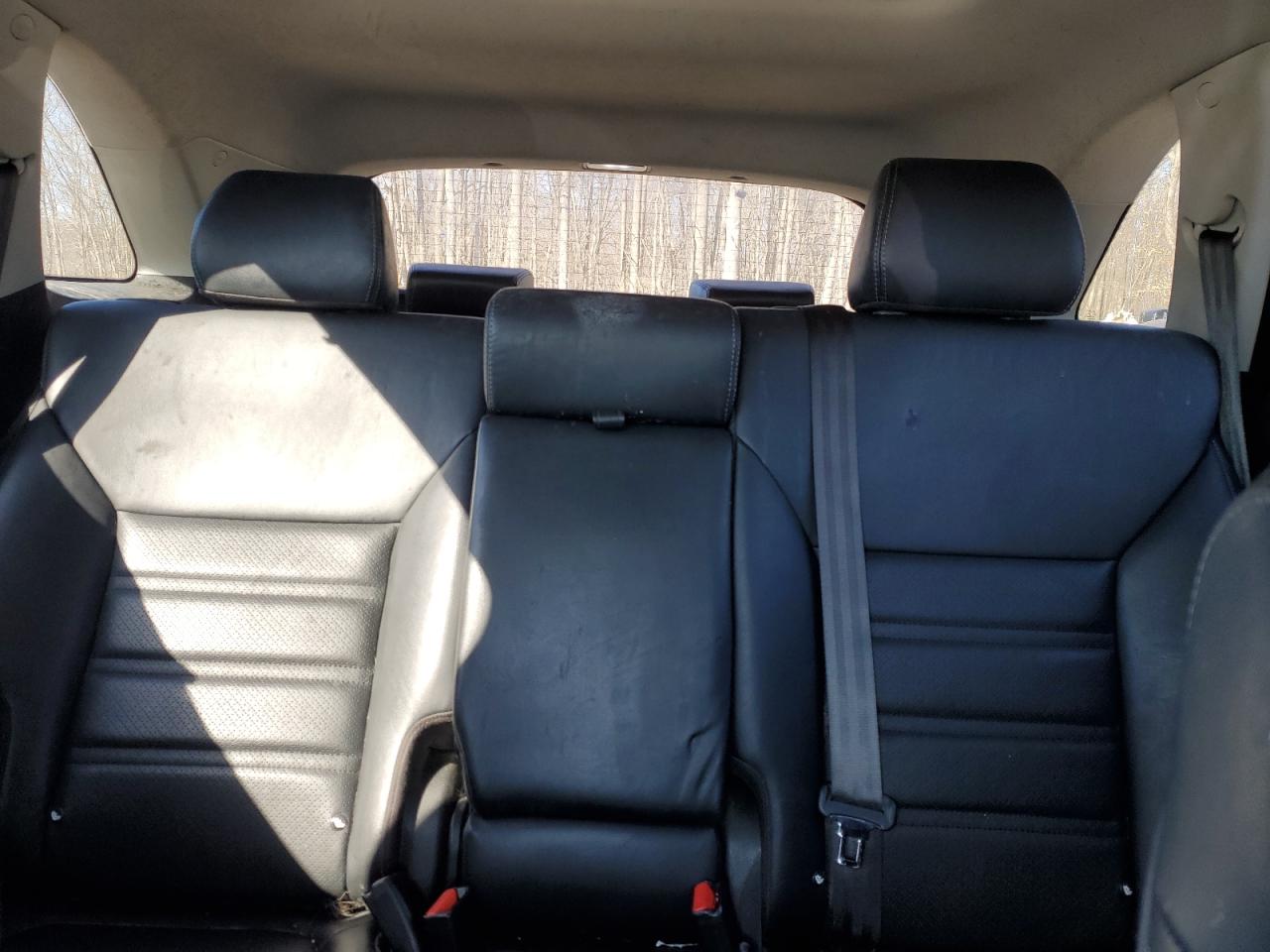 2018 Kia Sorento - Image 10
