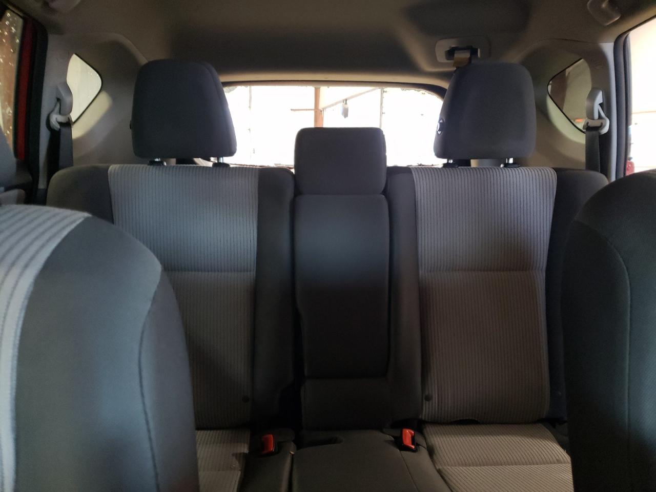 2014 Toyota RAV 4 - Image 10