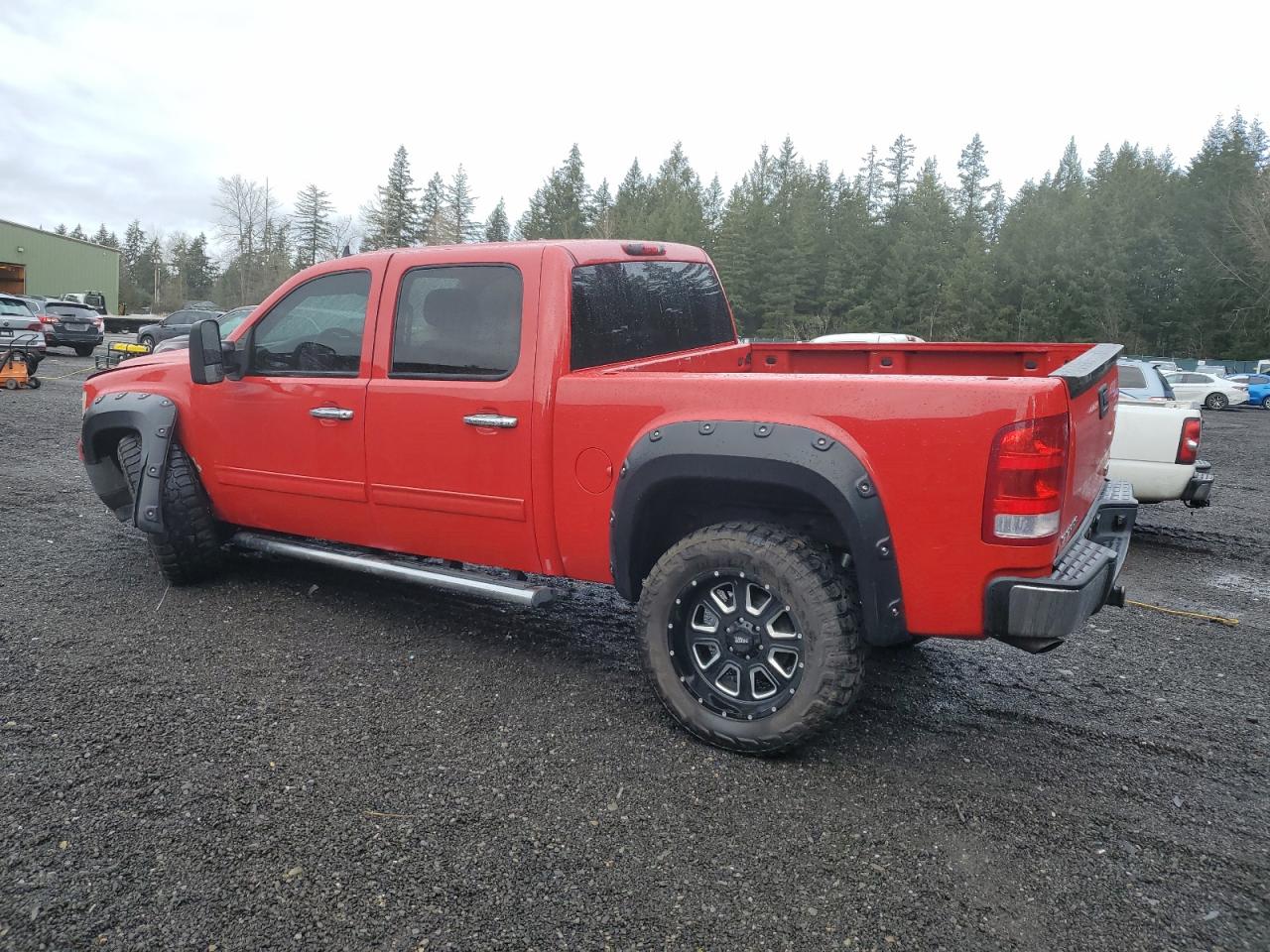 2013 GMC Sierra - Image 2