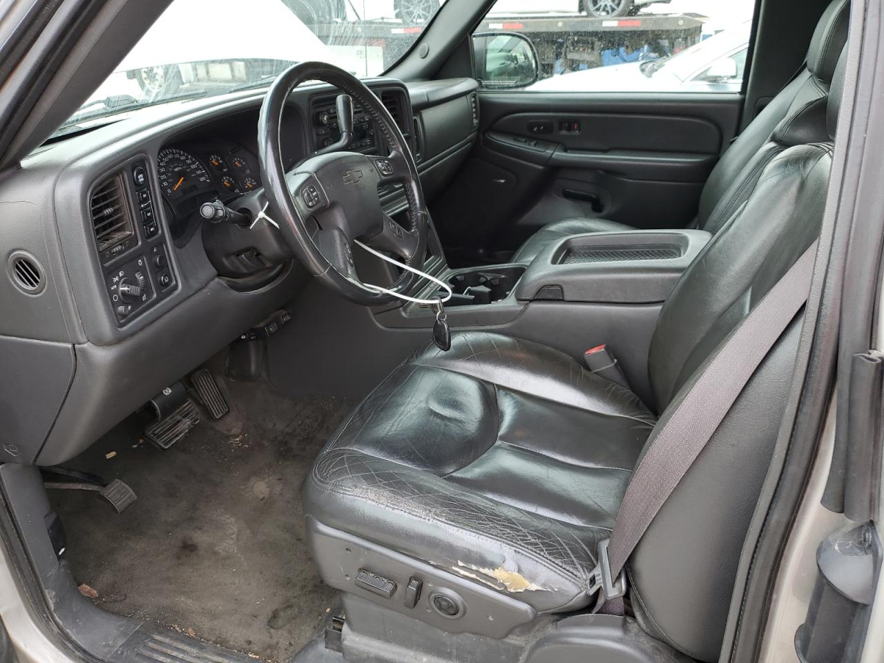 2005 Chevrolet Silverado - Image 7