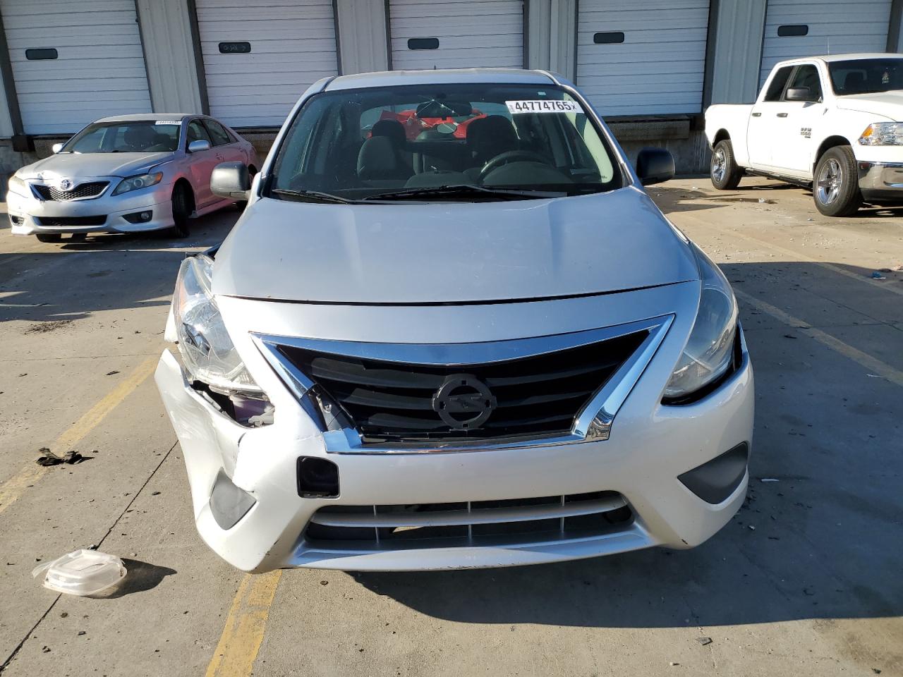 2015 Nissan Versa - Image 5
