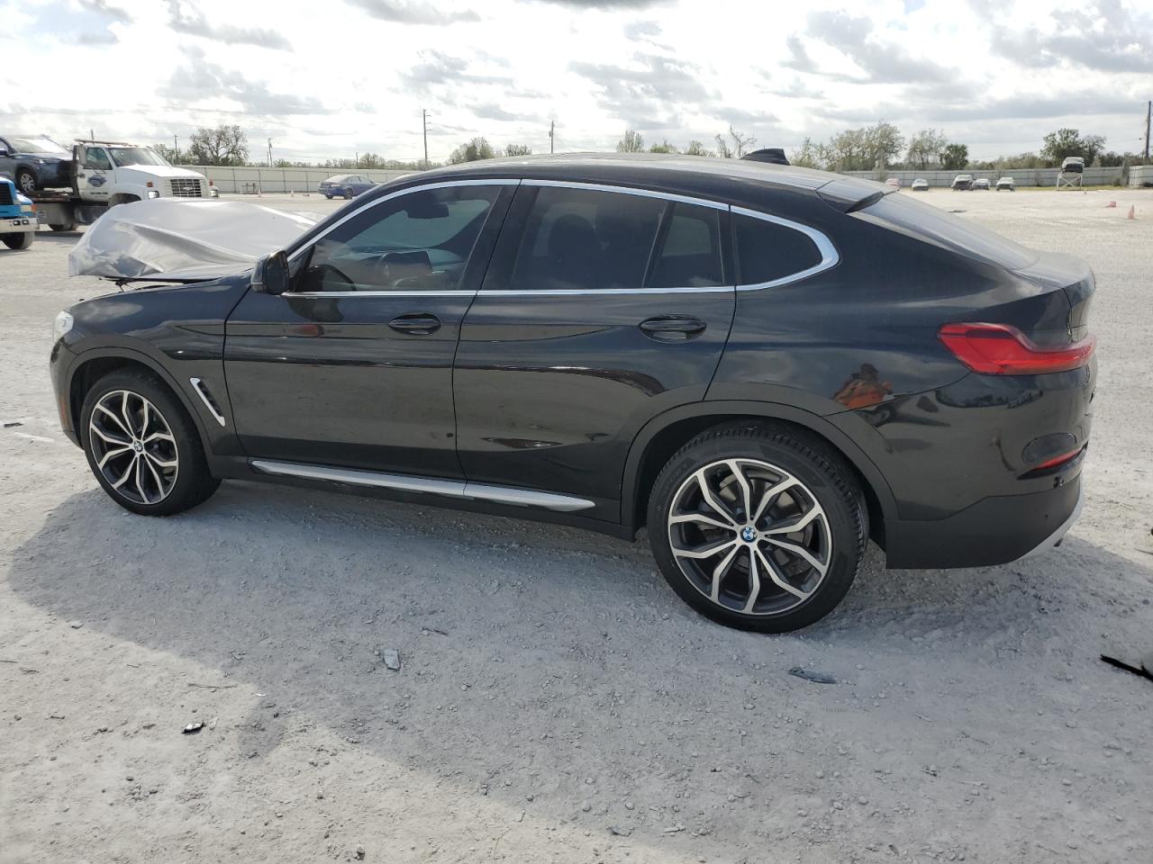 2019 BMW X4 - Image 2