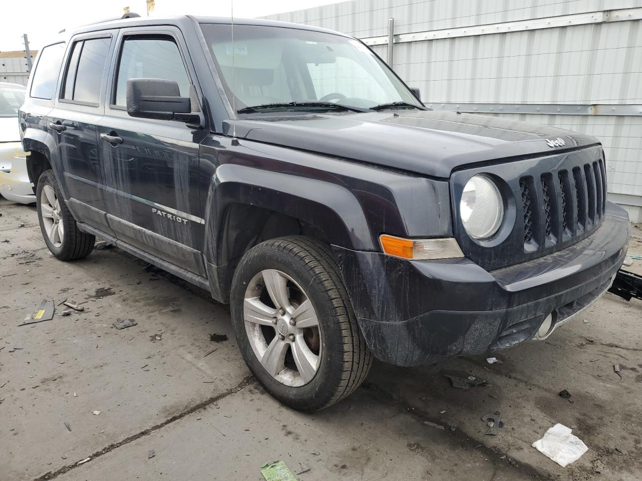 2014 Jeep Liberty (Patriot) - Image 4