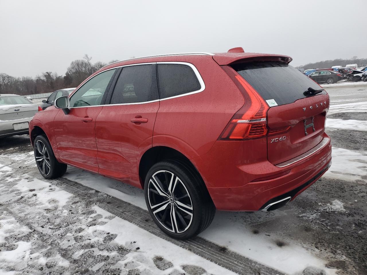 2019 Volvo XC60 - Image 2
