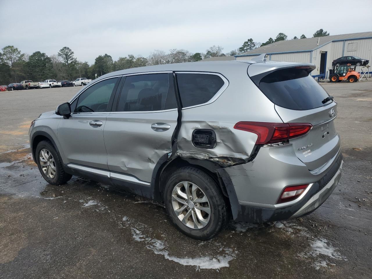 2020 Hyundai Santa Fe - Image 2