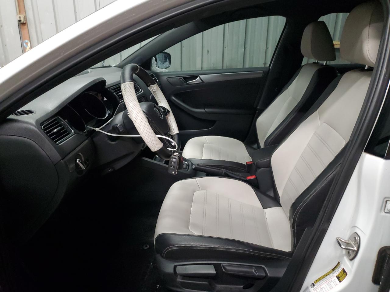 2016 Volkswagen Jetta - Image 7