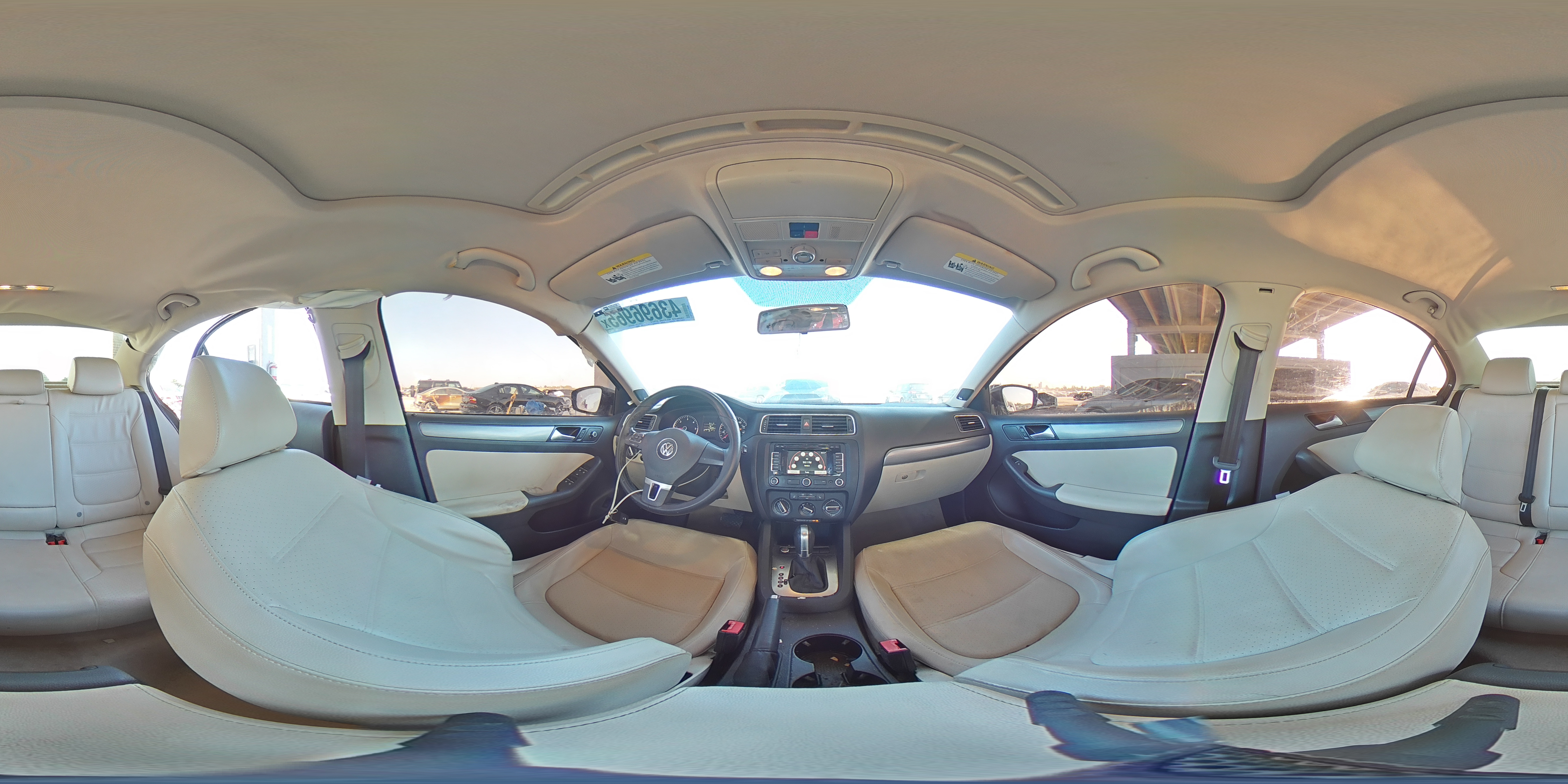2014 Volkswagen Jetta - Image 13