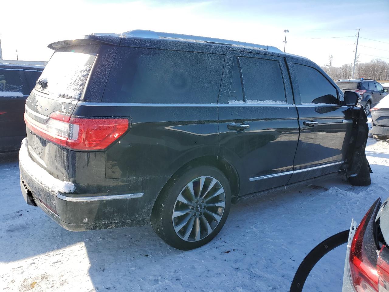 2021 Lincoln Navigator - Image 3