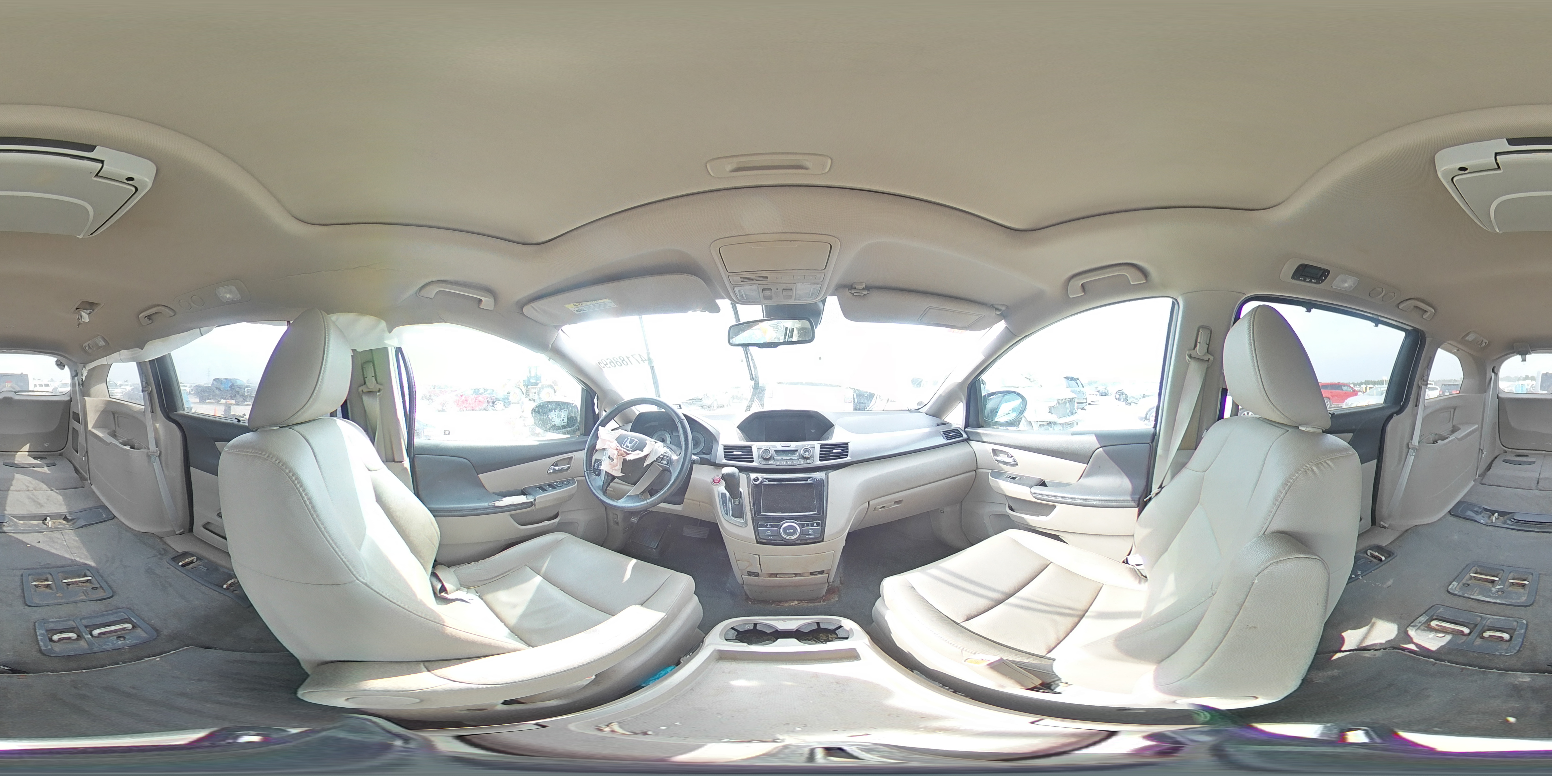 2016 Honda Odyssey - Image 14