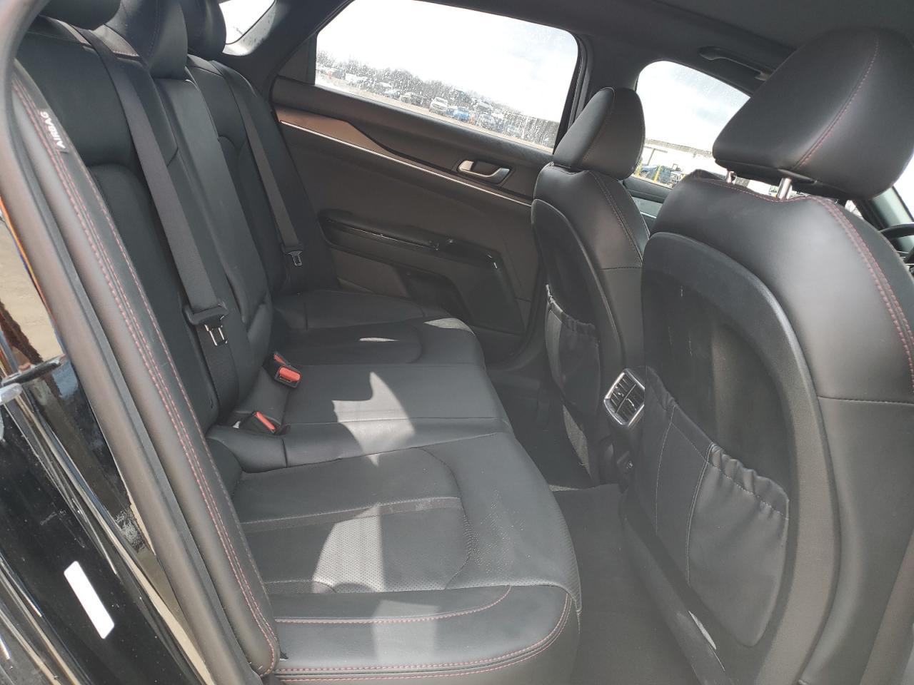 2023 Kia K5 - Image 10