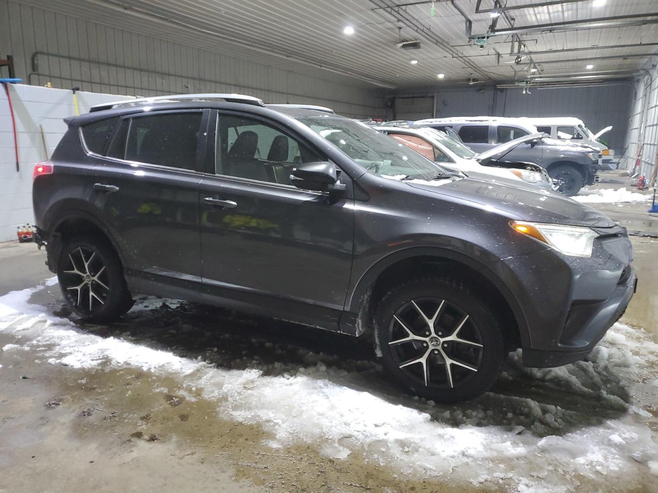 2018 Toyota RAV 4 - Image 4