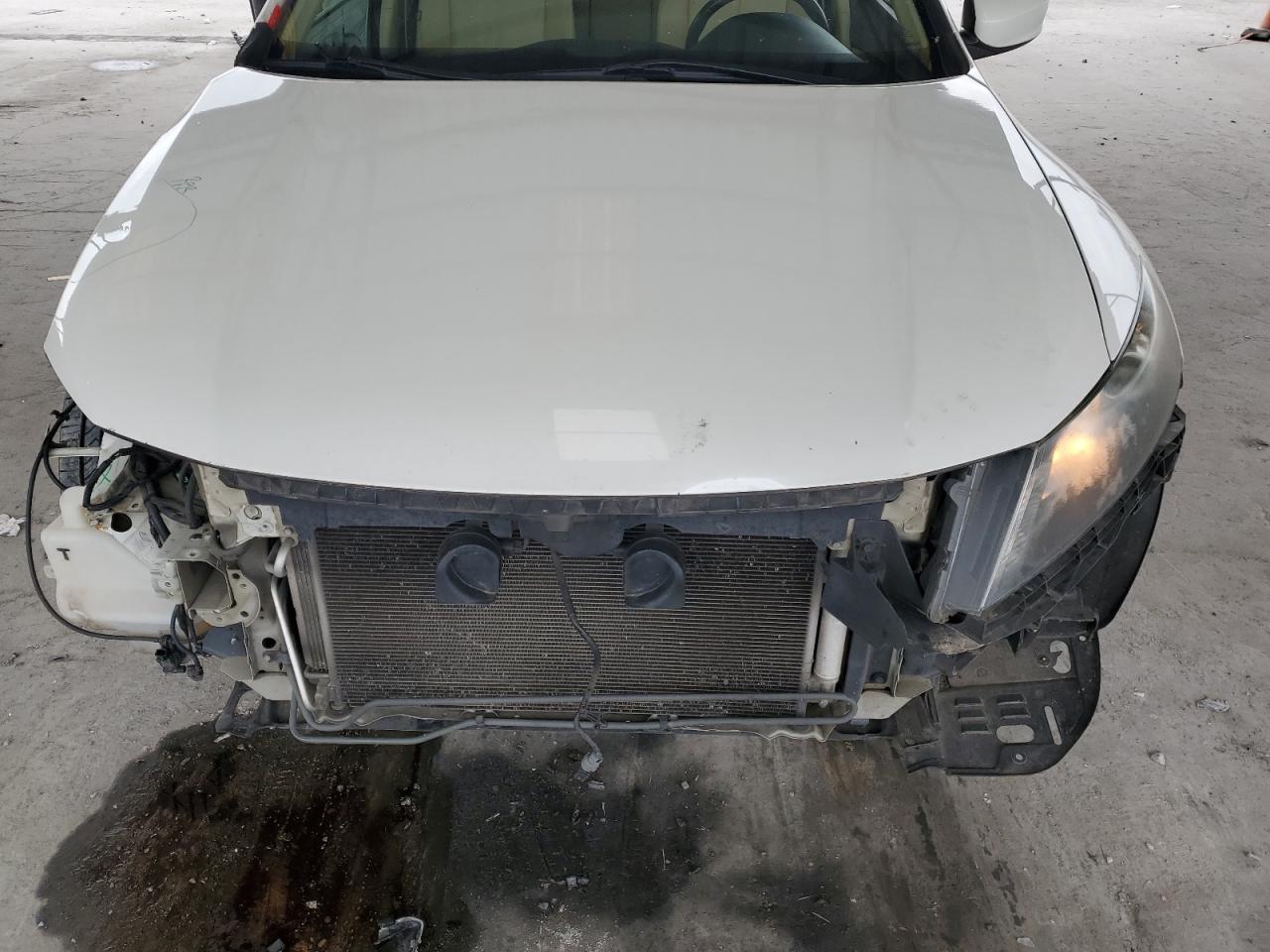 2012 Honda Crosstour - Image 12