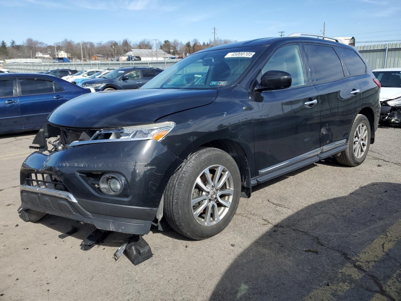 2016 Nissan Pathfinder - Image 1