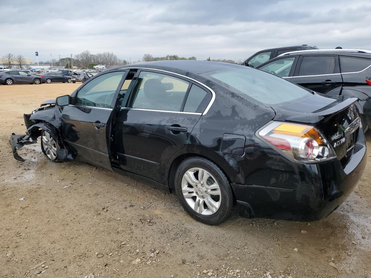 2012 Nissan Altima - Image 2