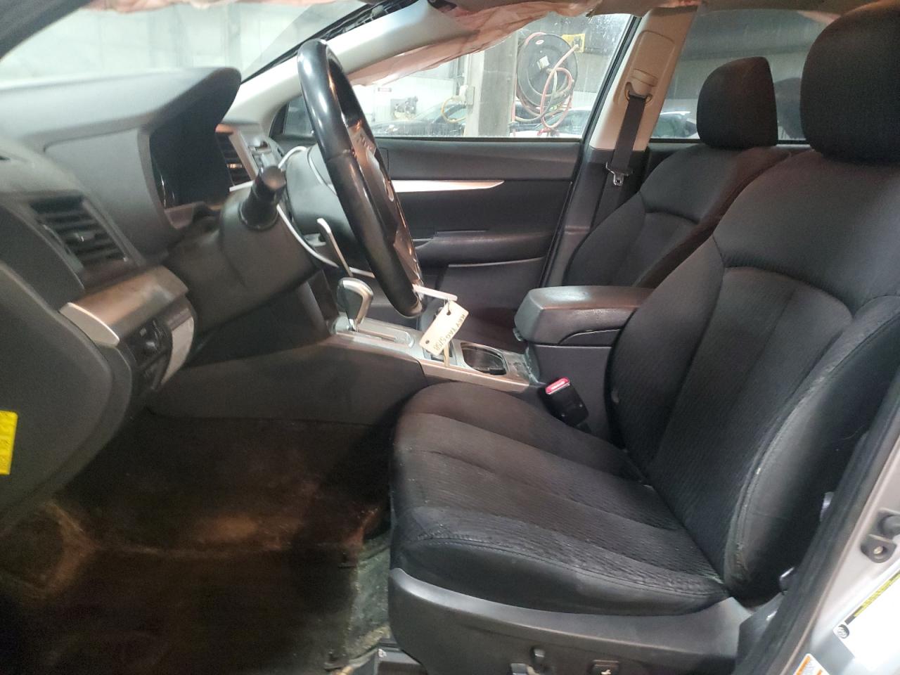 2011 Subaru Outback - Image 7