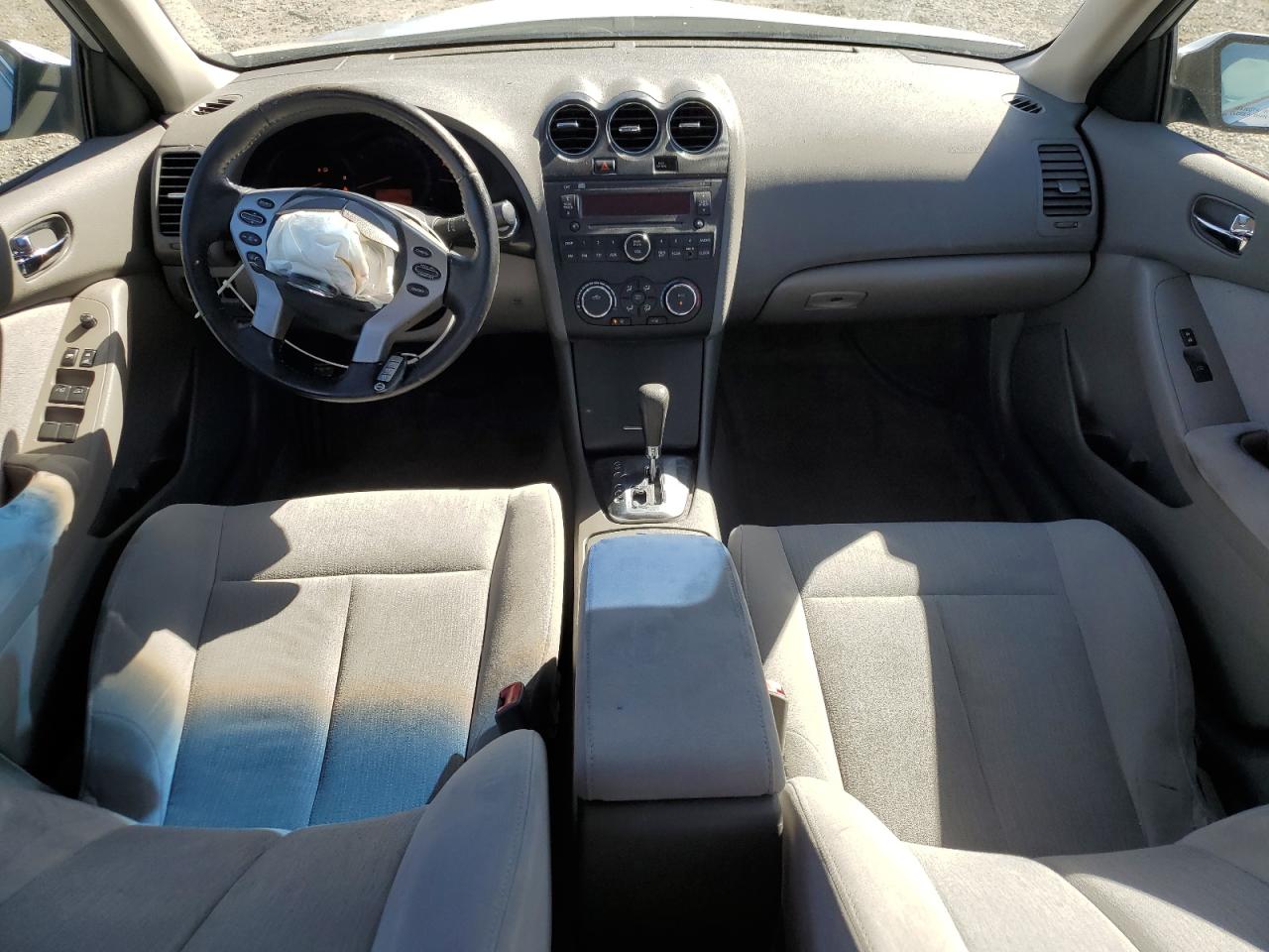 2012 Nissan Altima - Image 8