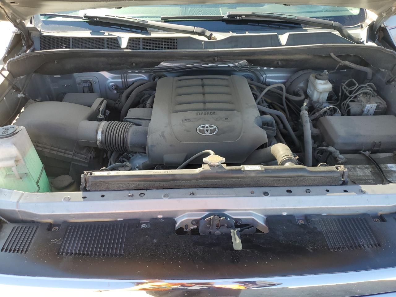 2017 Toyota Tundra - Image 11