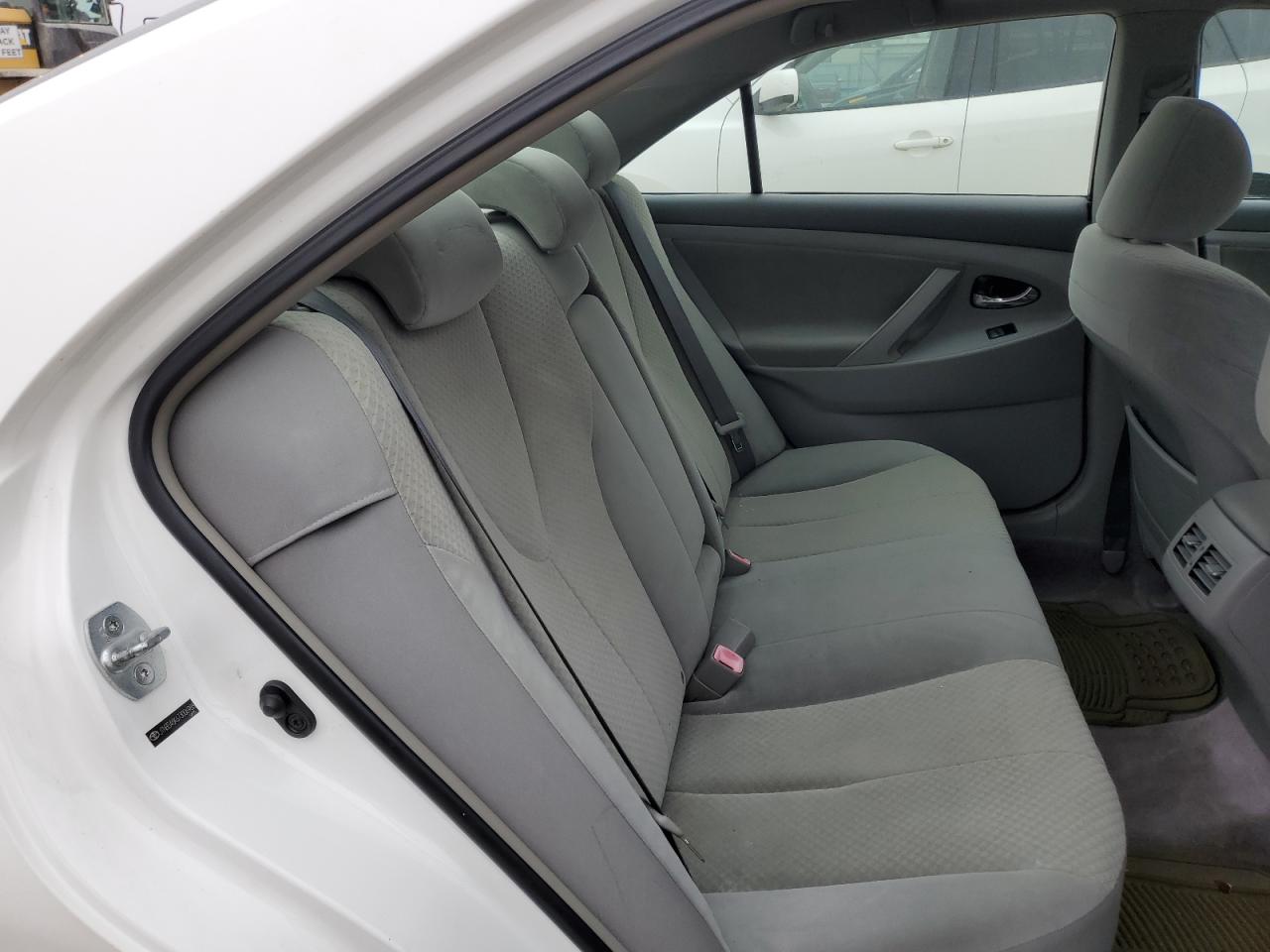 2007 Toyota Camry - Image 10