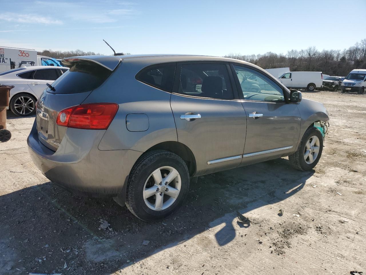 2013 Nissan Rogue - Image 3