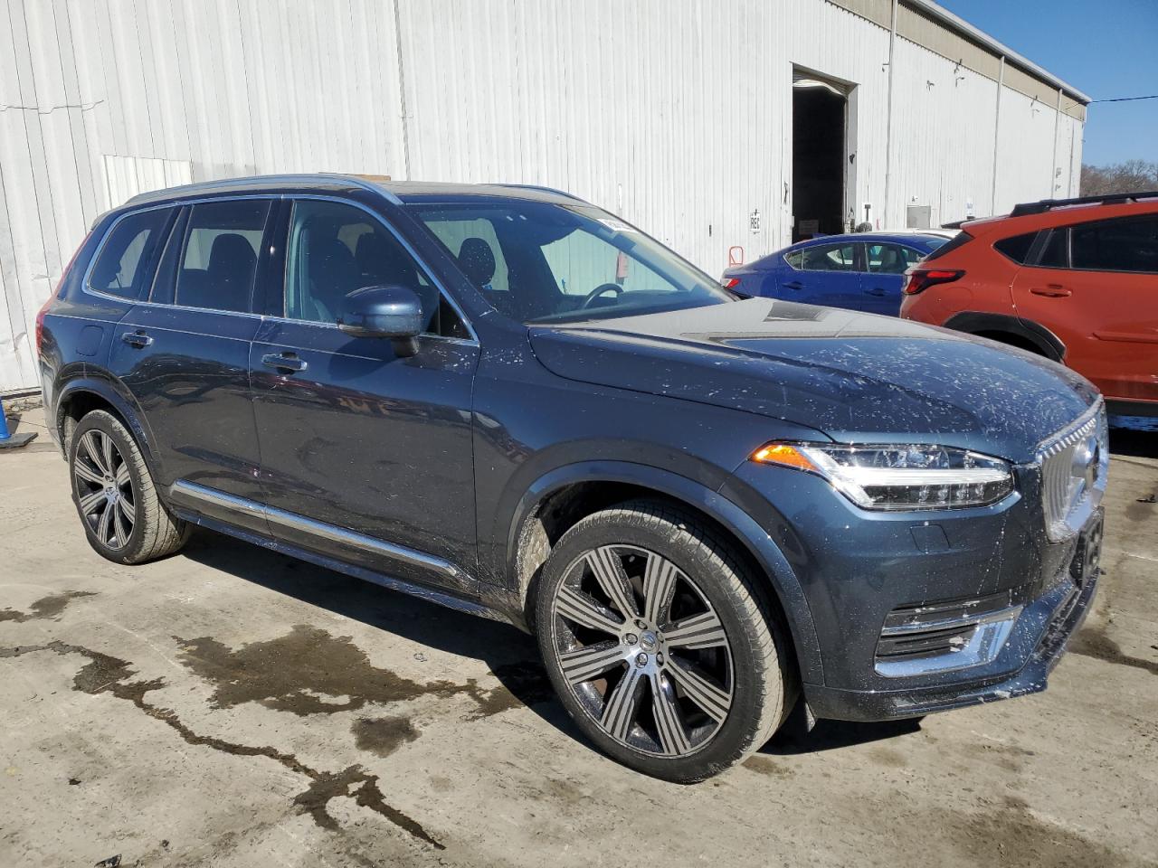 2021 Volvo XC90 - Image 4