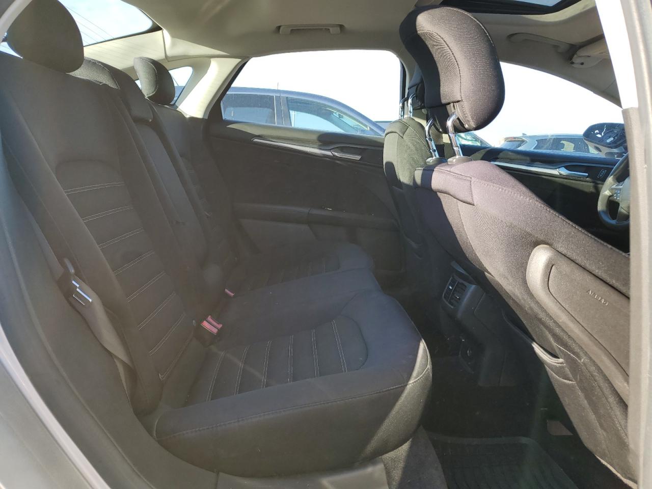 2014 Ford Fusion - Image 10