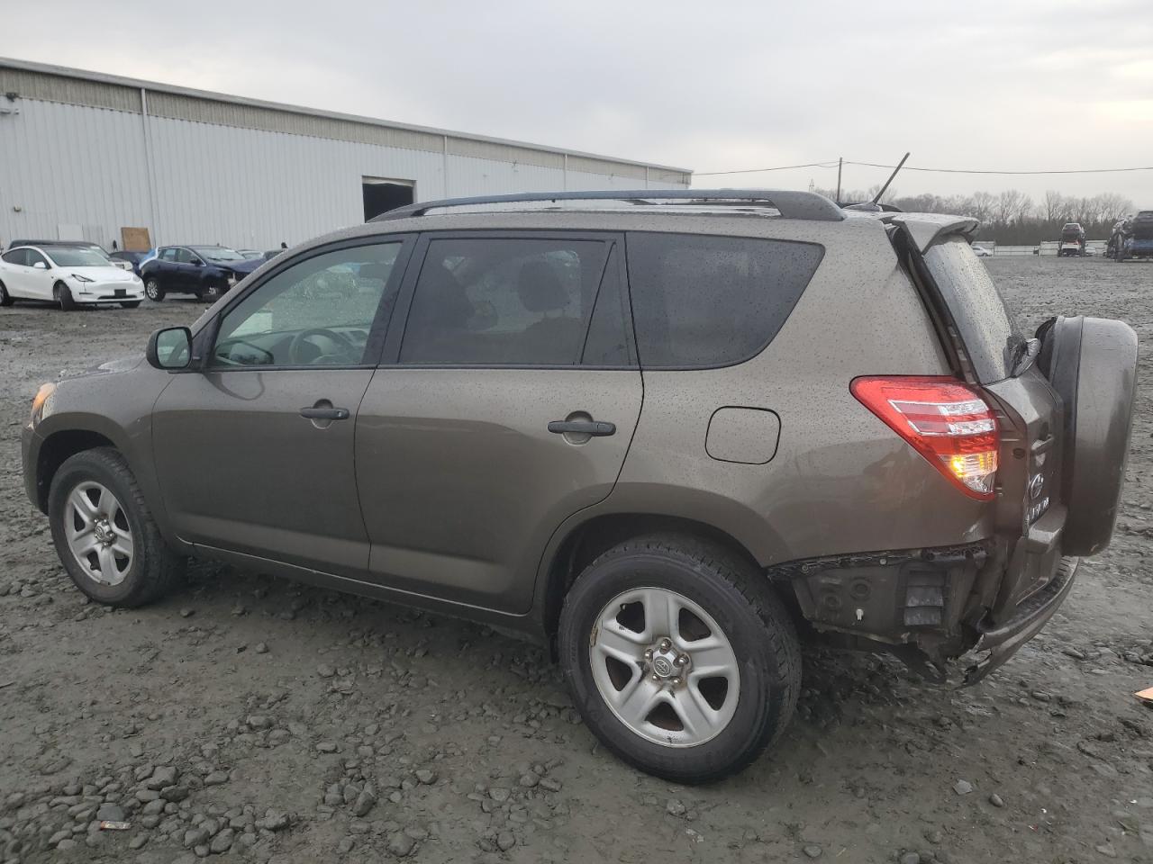 2010 Toyota RAV 4 - Image 2