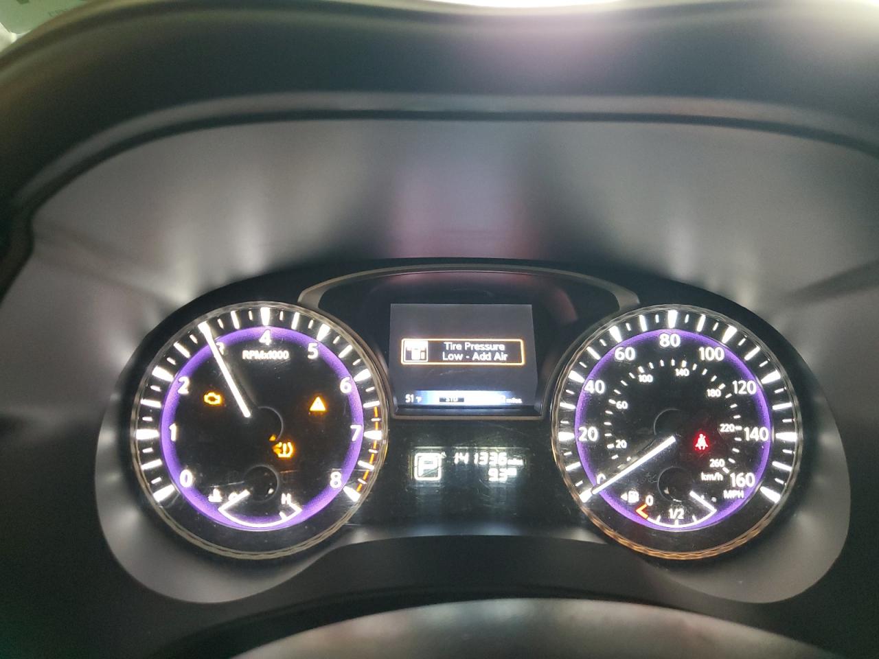 2017 Infiniti QX60 - Image 9
