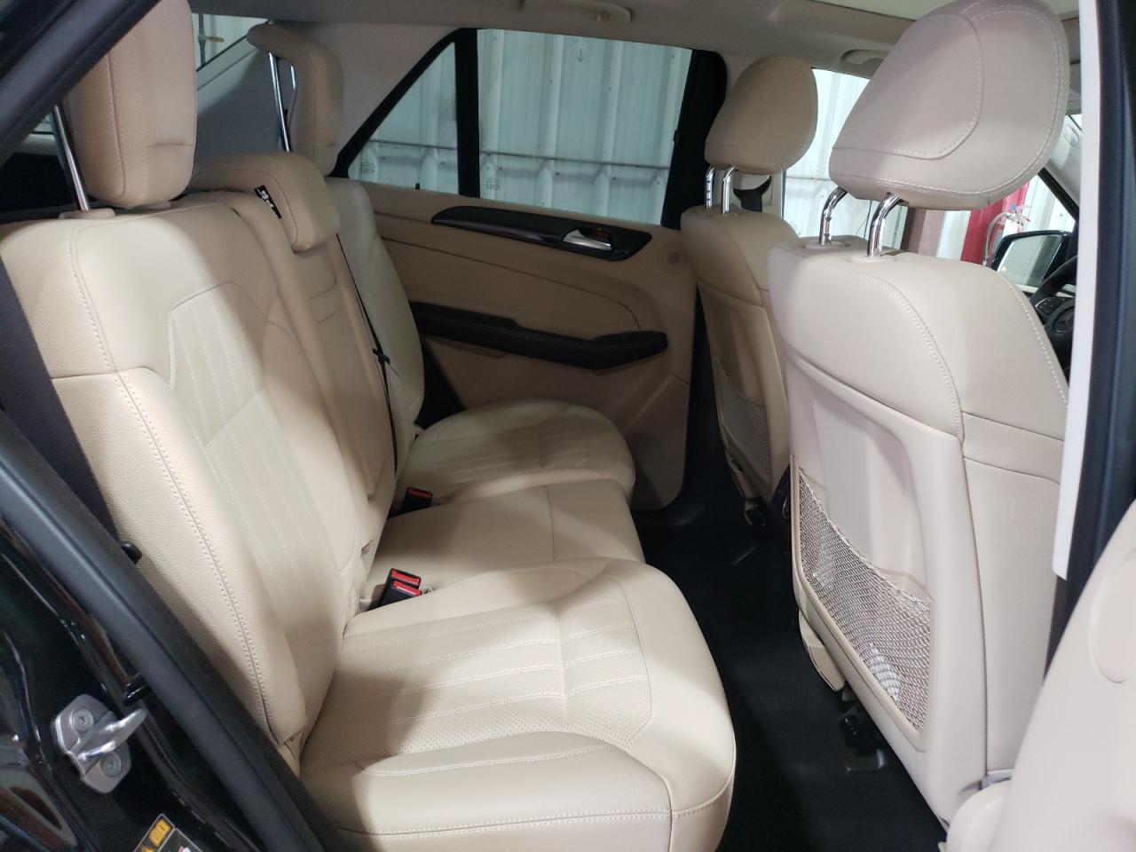 2018 Mercedes-Benz GLE - Image 12