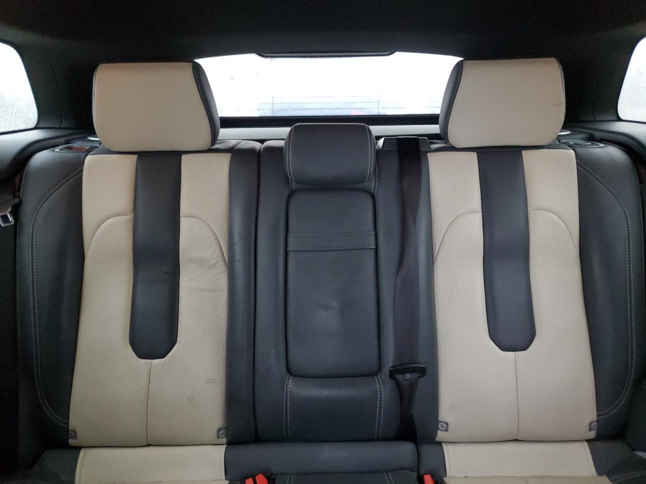 2012 Land Rover Range Rover - Image 10