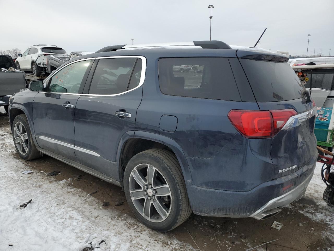 2018 GMC Acadia - Image 2