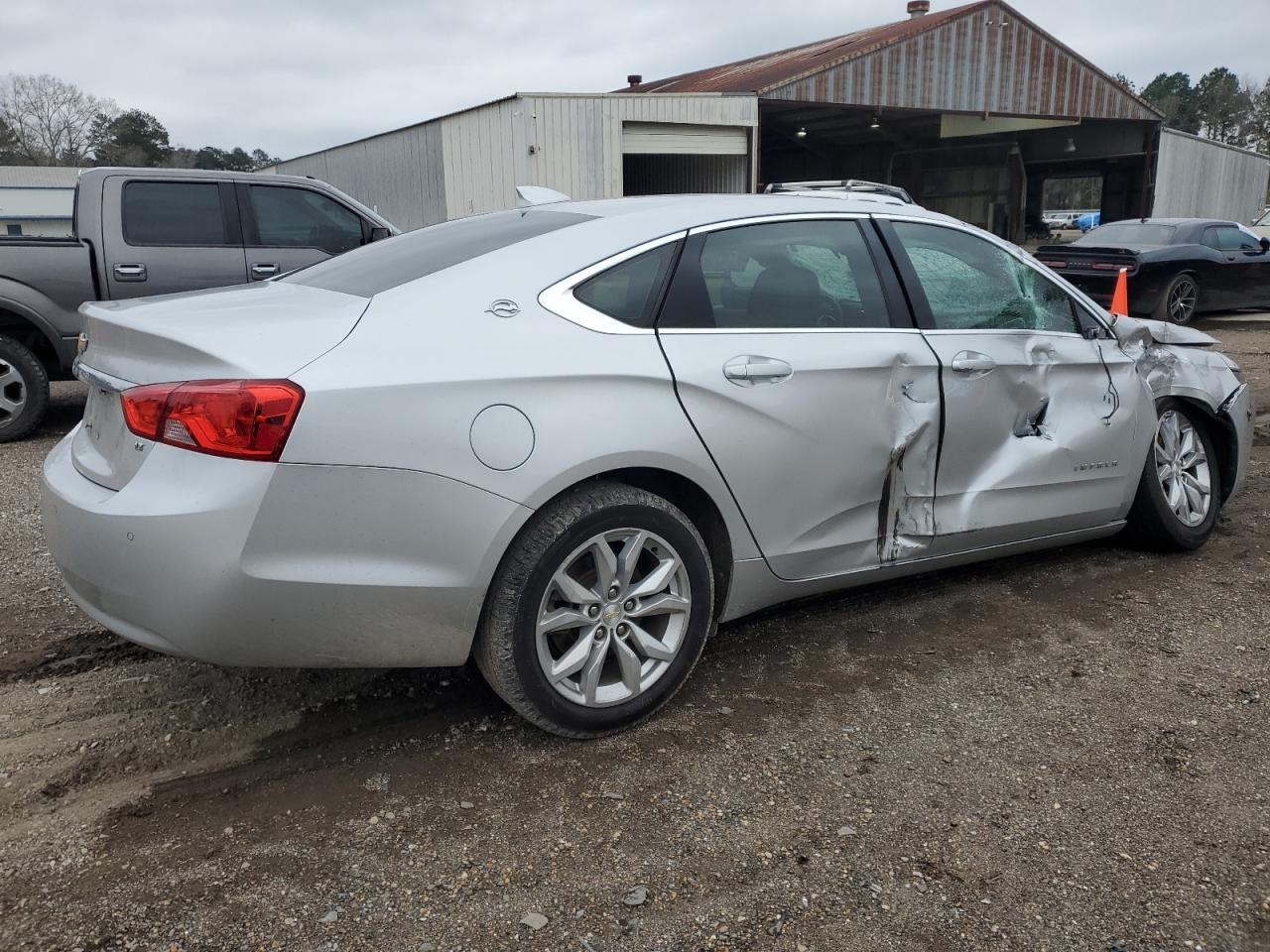 2016 Chevrolet Impala - Image 3