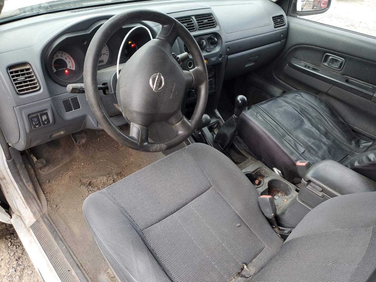 2004 Nissan Navara (Frontier) - Image 8