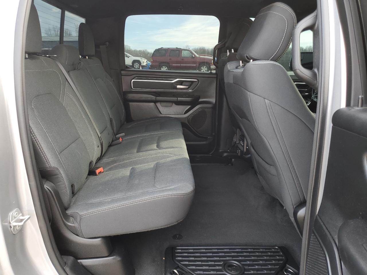 2021 RAM 1500 - Image 10