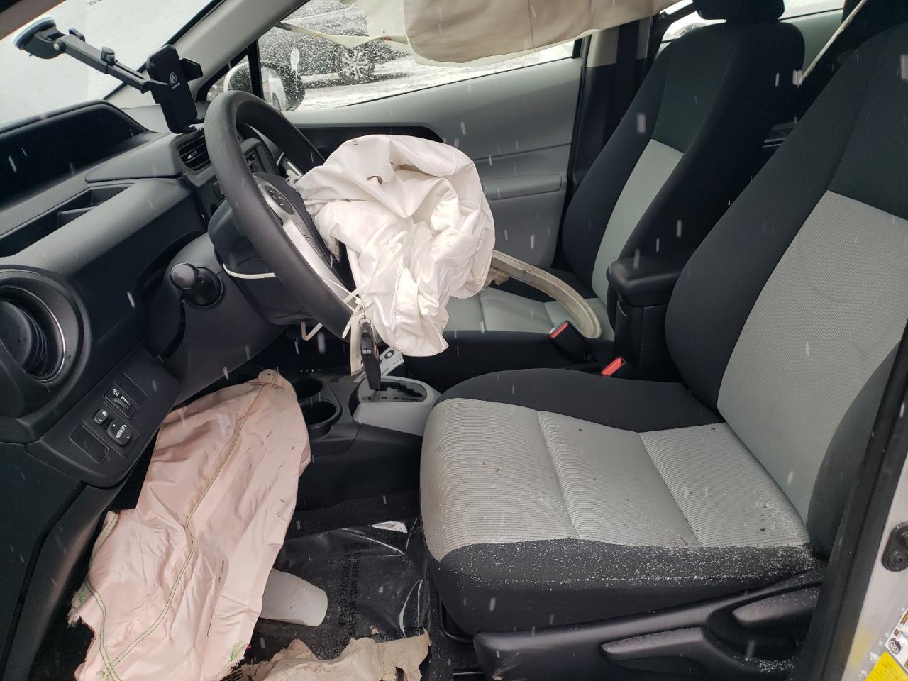 2014 Toyota Prius - Image 7