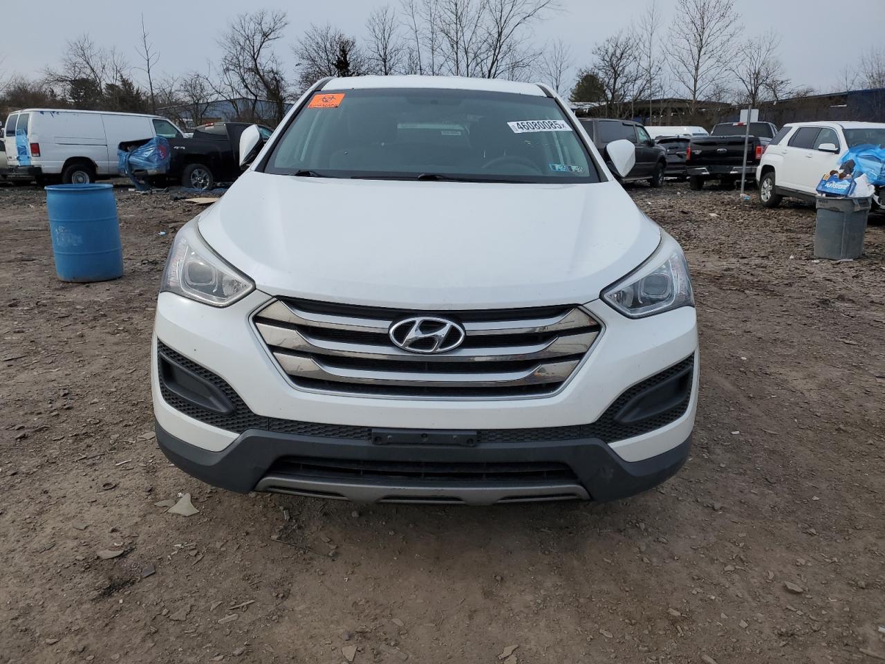2016 Hyundai Santa Fe - Image 5