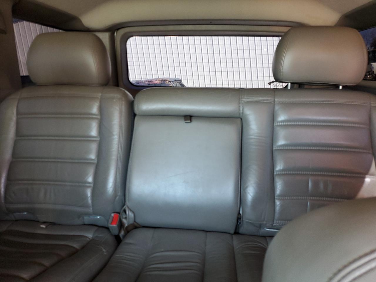 2003 Hummer H2 - Image 10