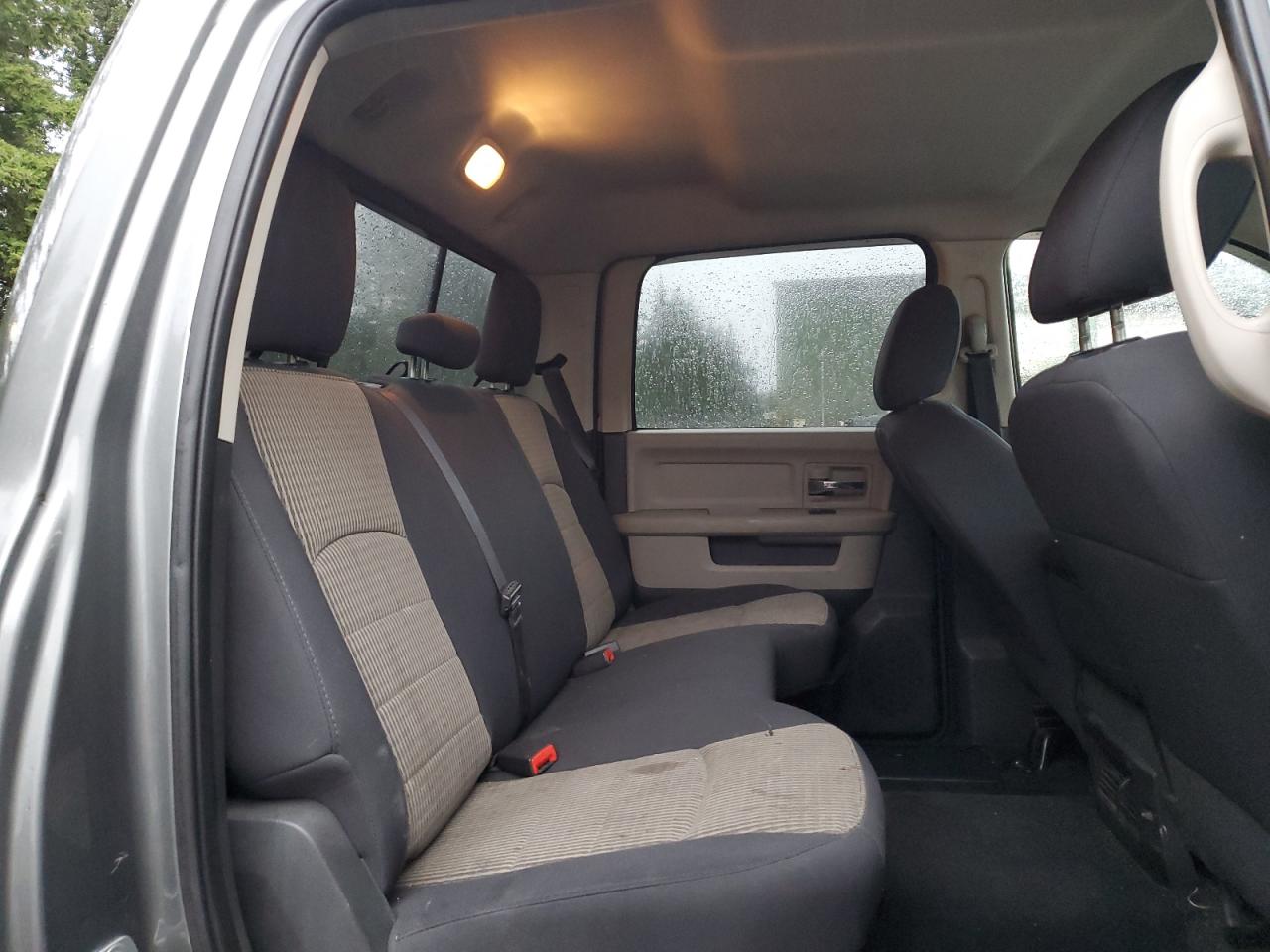 2011 Dodge RAM - Image 10