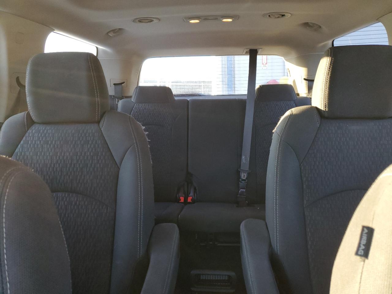 2016 GMC Acadia - Image 10
