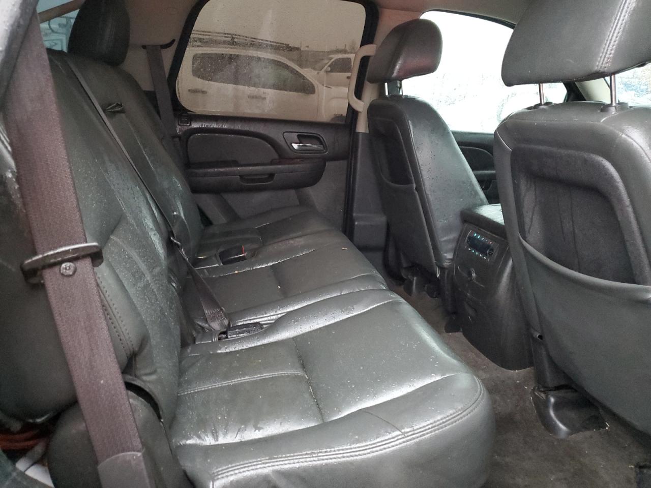 2013 Chevrolet Tahoe - Image 11