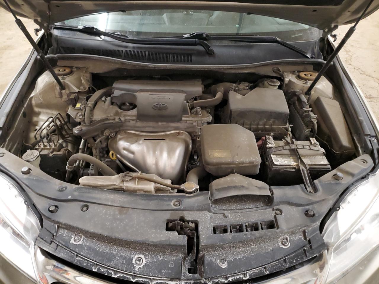 2015 Toyota Camry - Image 11
