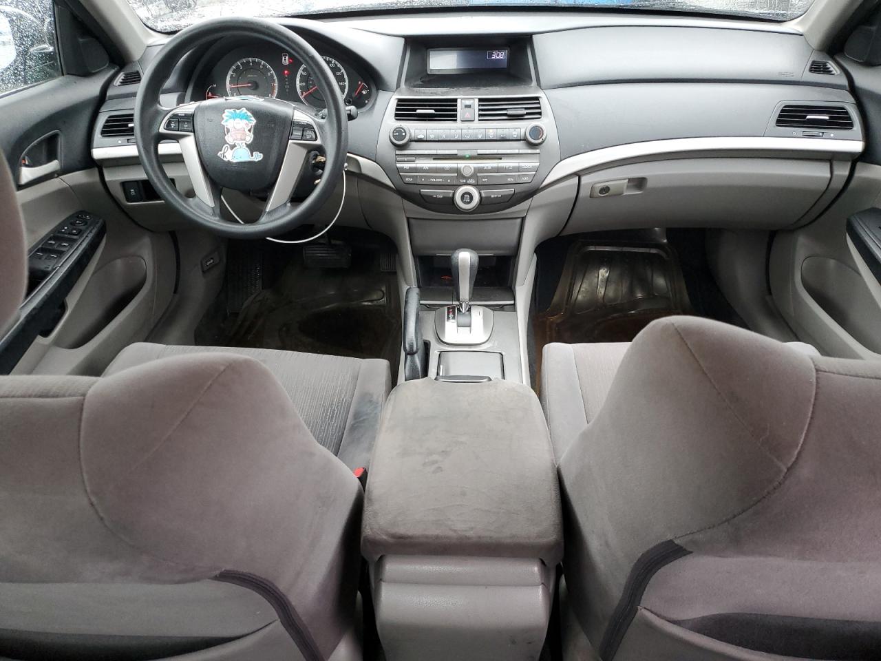 2011 Honda Accord - Image 8