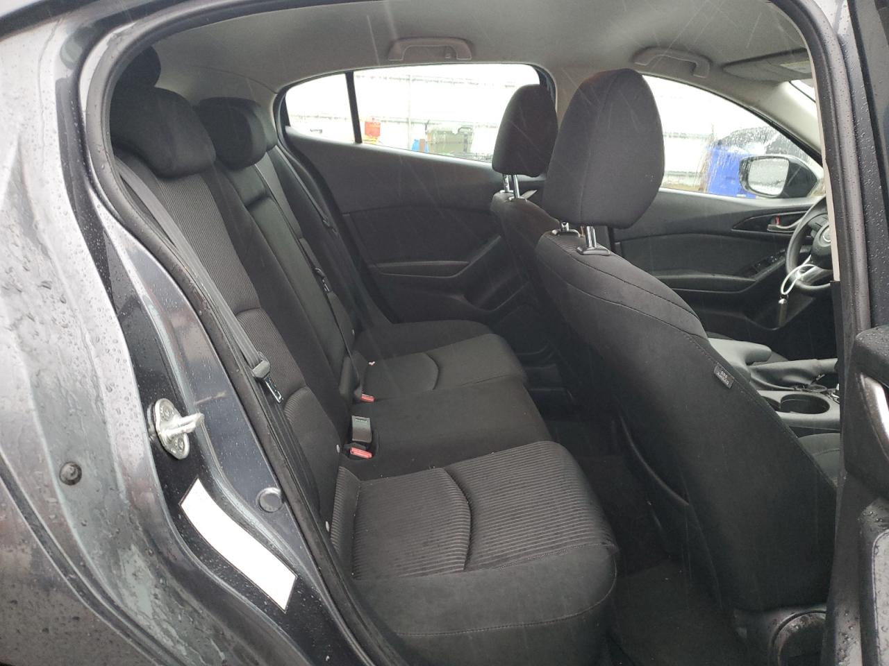 2016 Mazda 3 - Image 10
