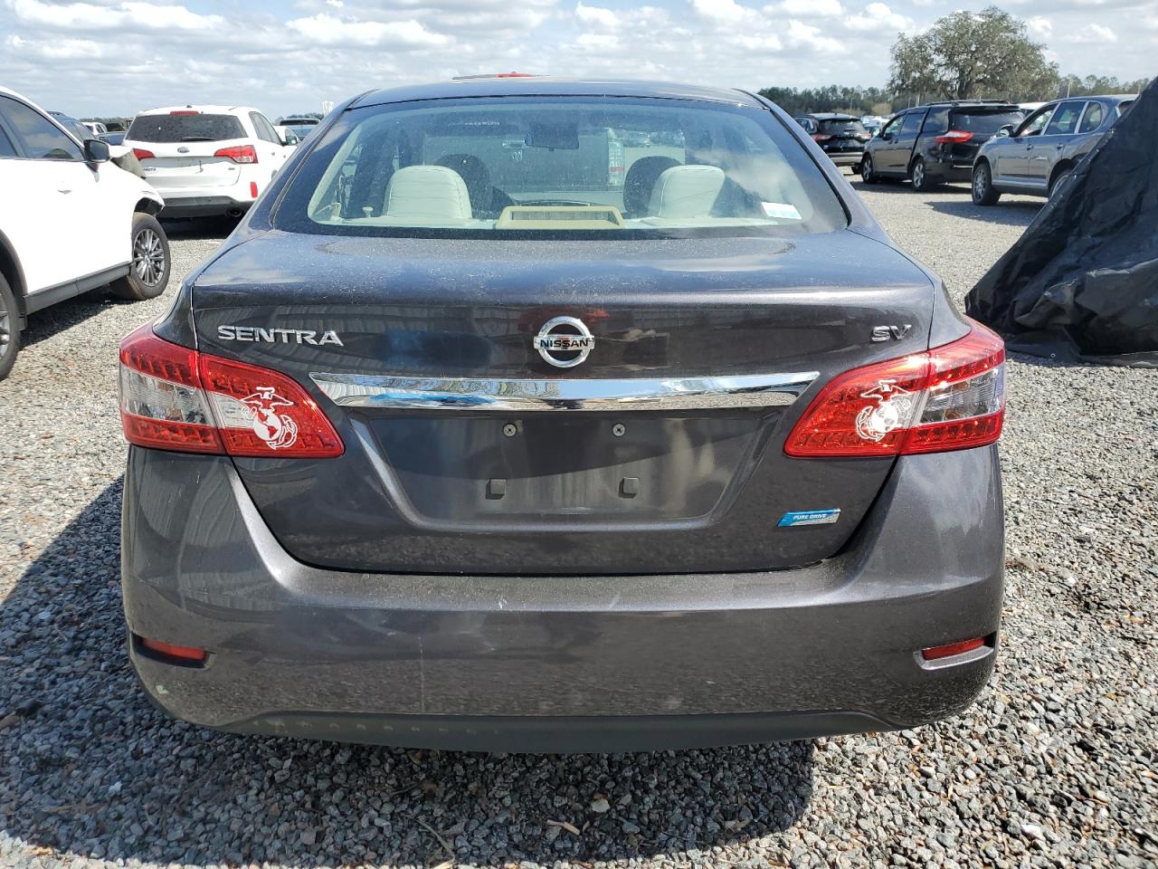2014 Nissan Sentra - Image 6