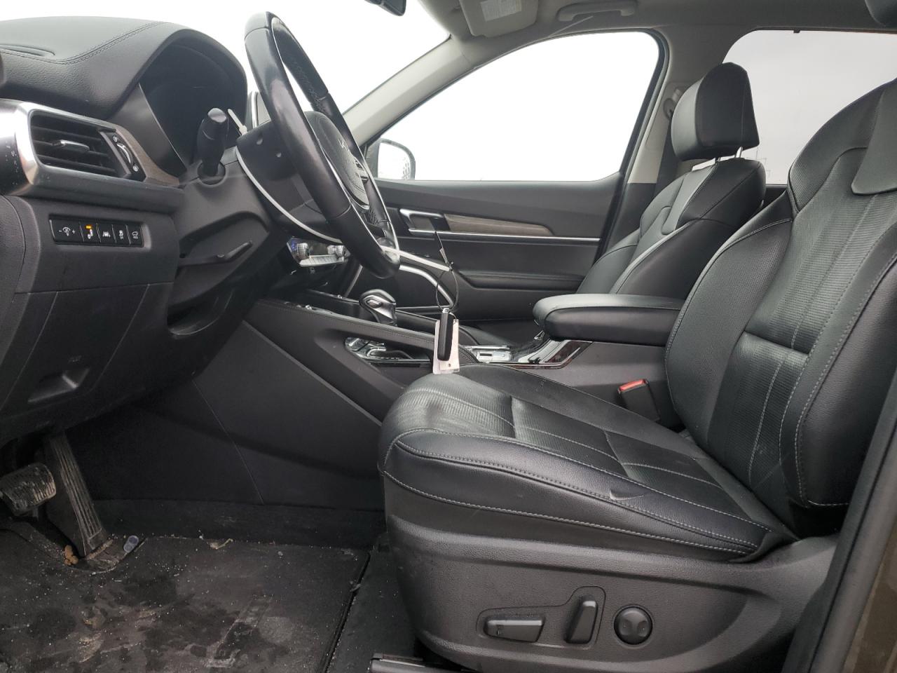 2022 Kia Telluride - Image 7