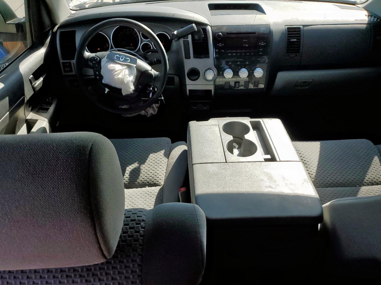 2013 Toyota Tundra - Image 8
