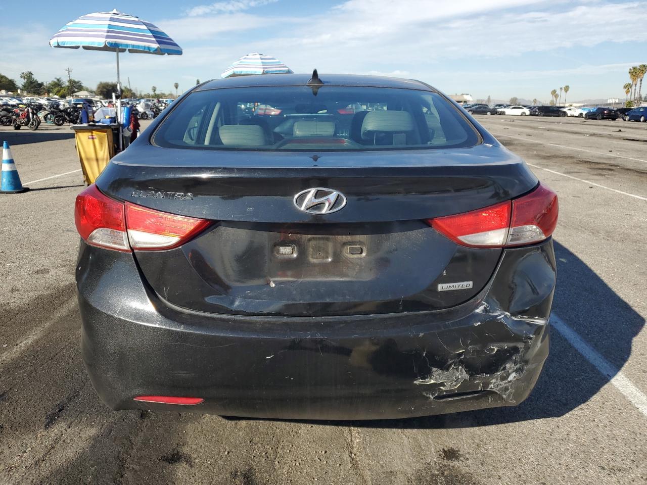 2012 Hyundai Elantra - Image 6