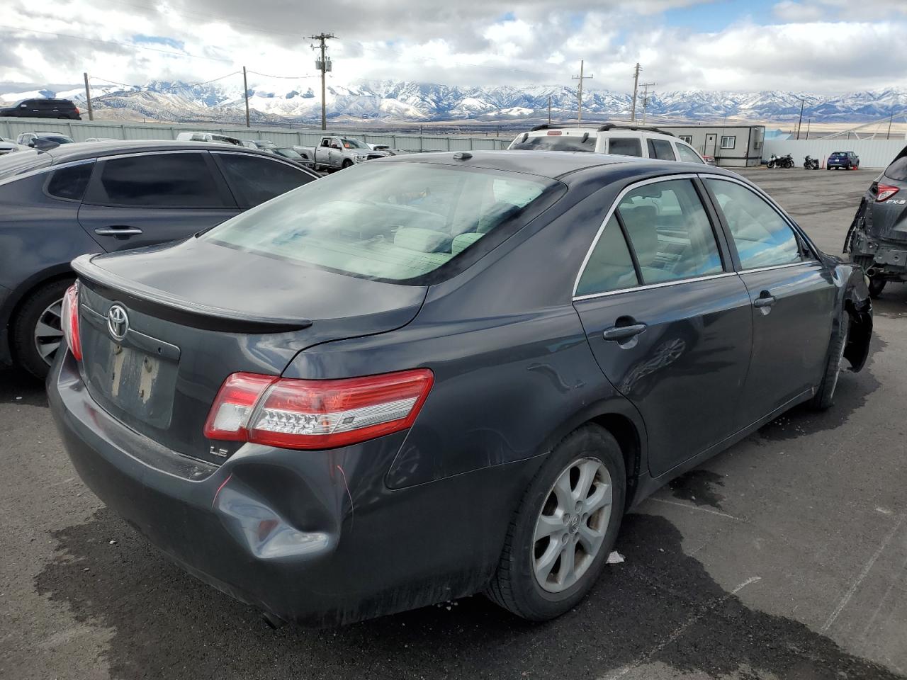 2011 Toyota Camry - Image 3