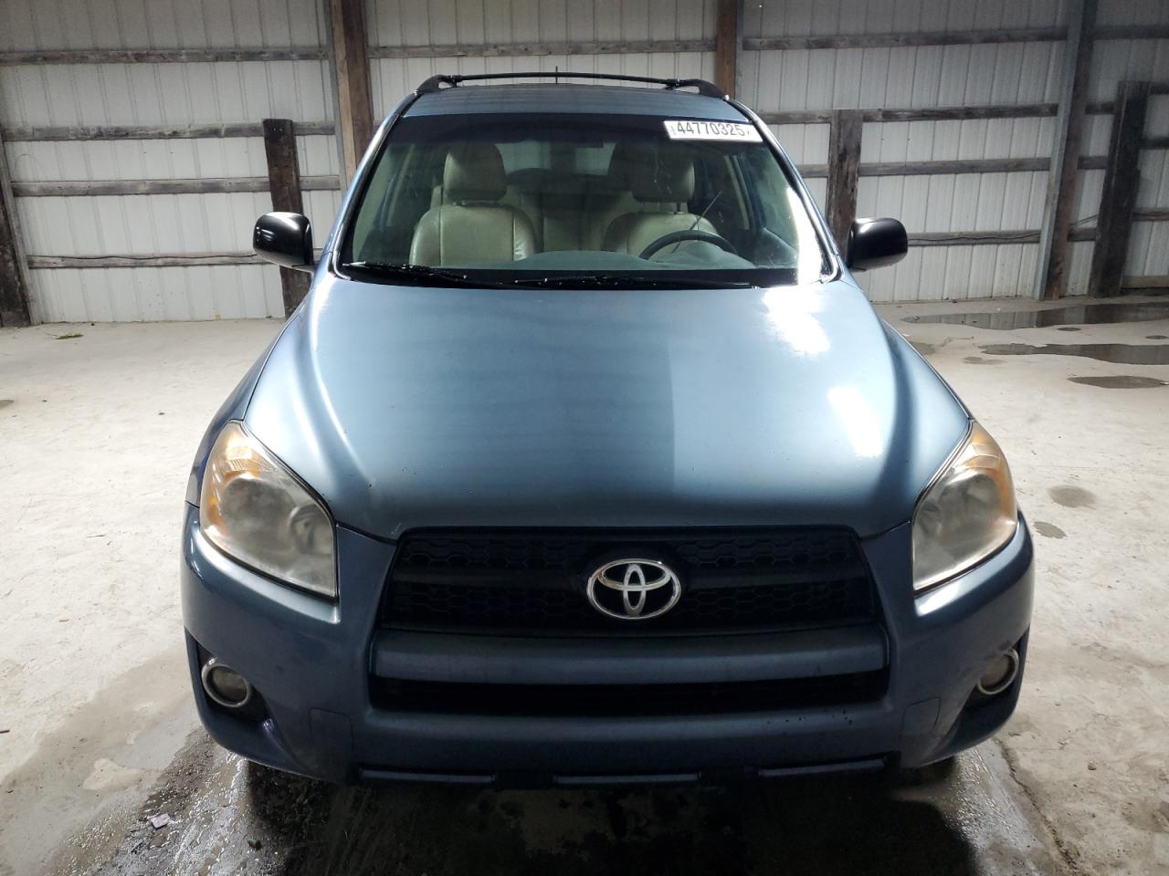 2012 Toyota RAV 4 - Image 5