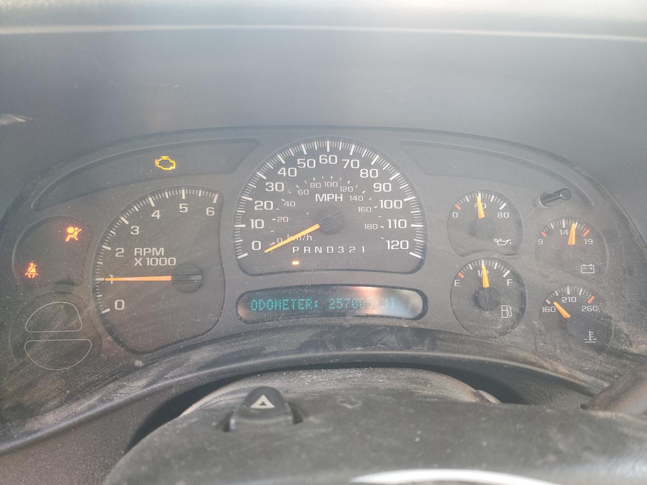 2006 Chevrolet Silverado - Image 9