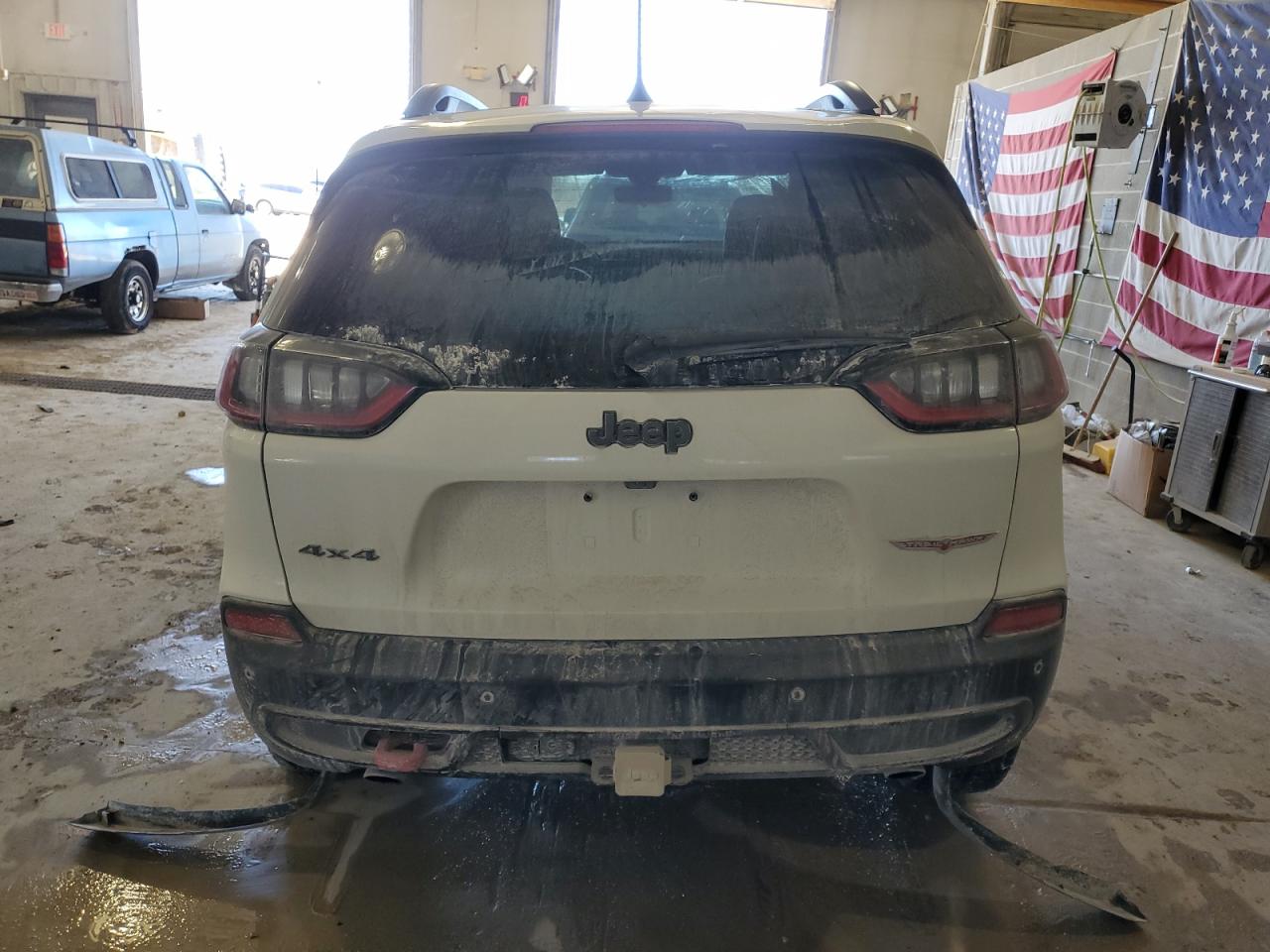 2019 Jeep Cherokee - Image 6